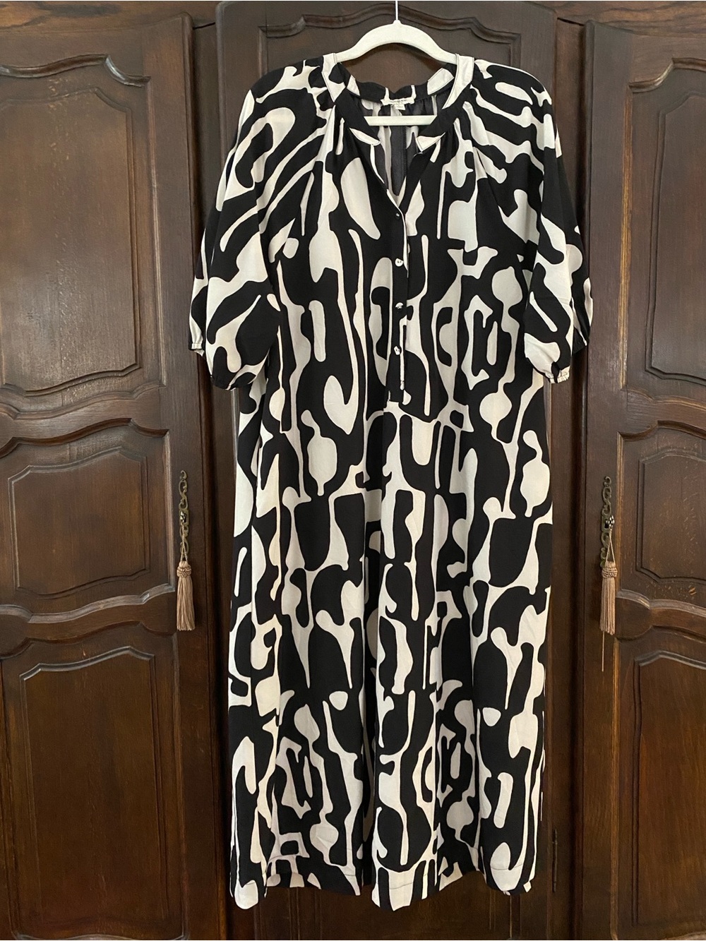 Umgee modern black & ivory print midi/maxi dress (50”) lightweight flowy & cool